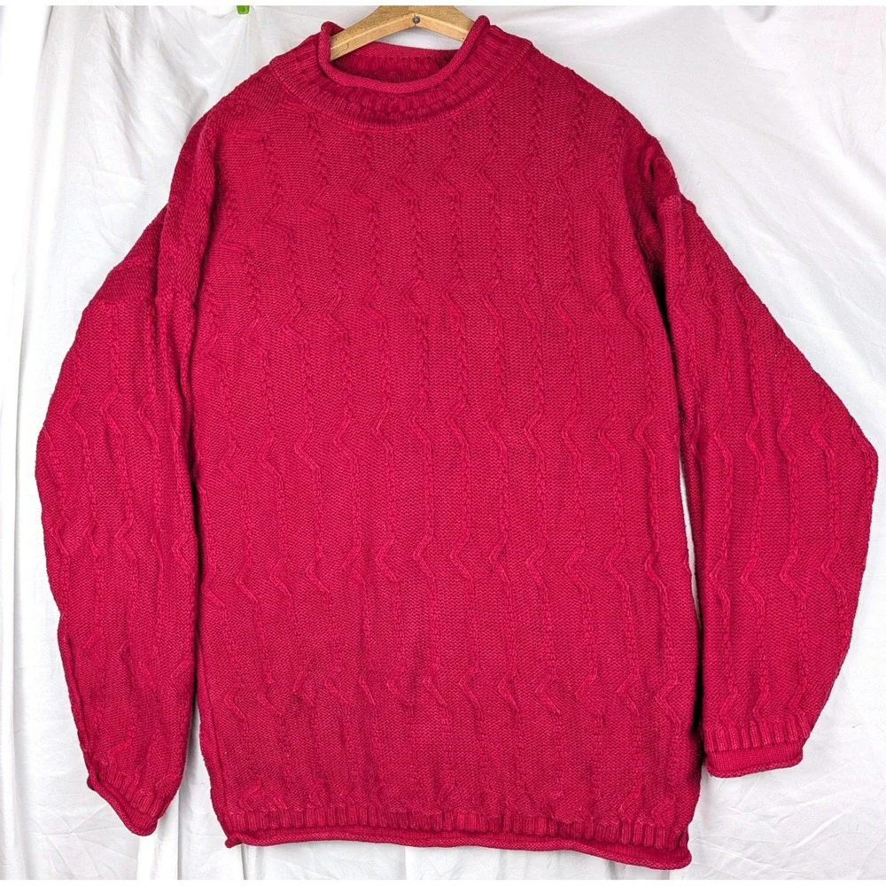 Vintage Cranberry Red Chevron Knit Crew Neck Sweater Cotton USA Rolled Edge hems